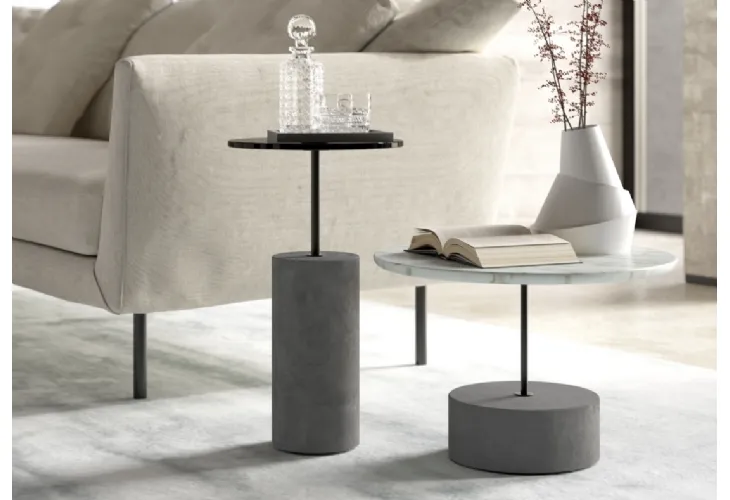 Tavolino con top in marmo o vetro e base in cemento Concrete di Vibieffe